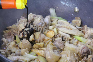 大盘鸡 Xin Jiang Chicken的做法 步骤7