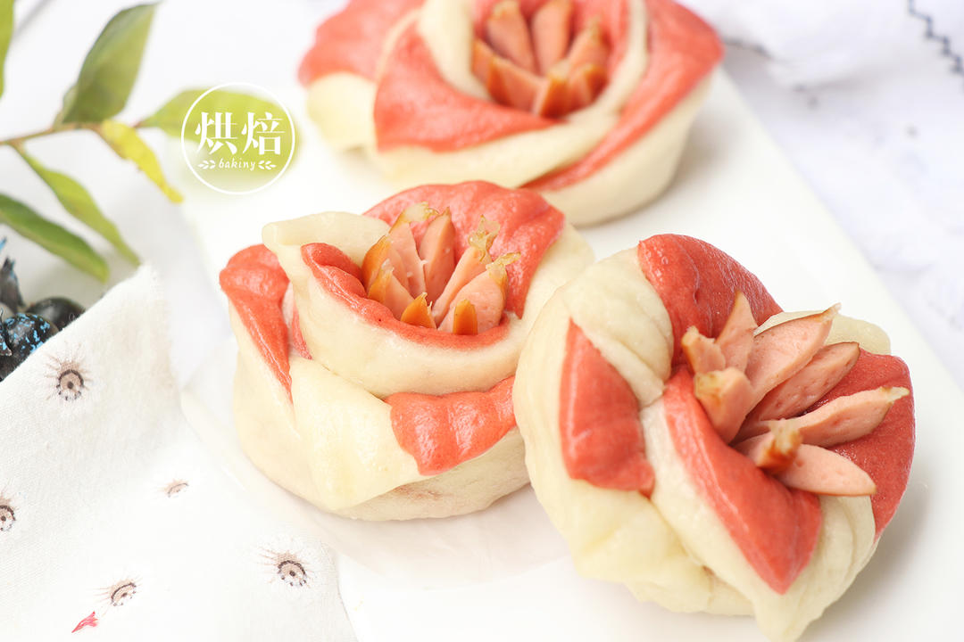 双色小花香肠卷