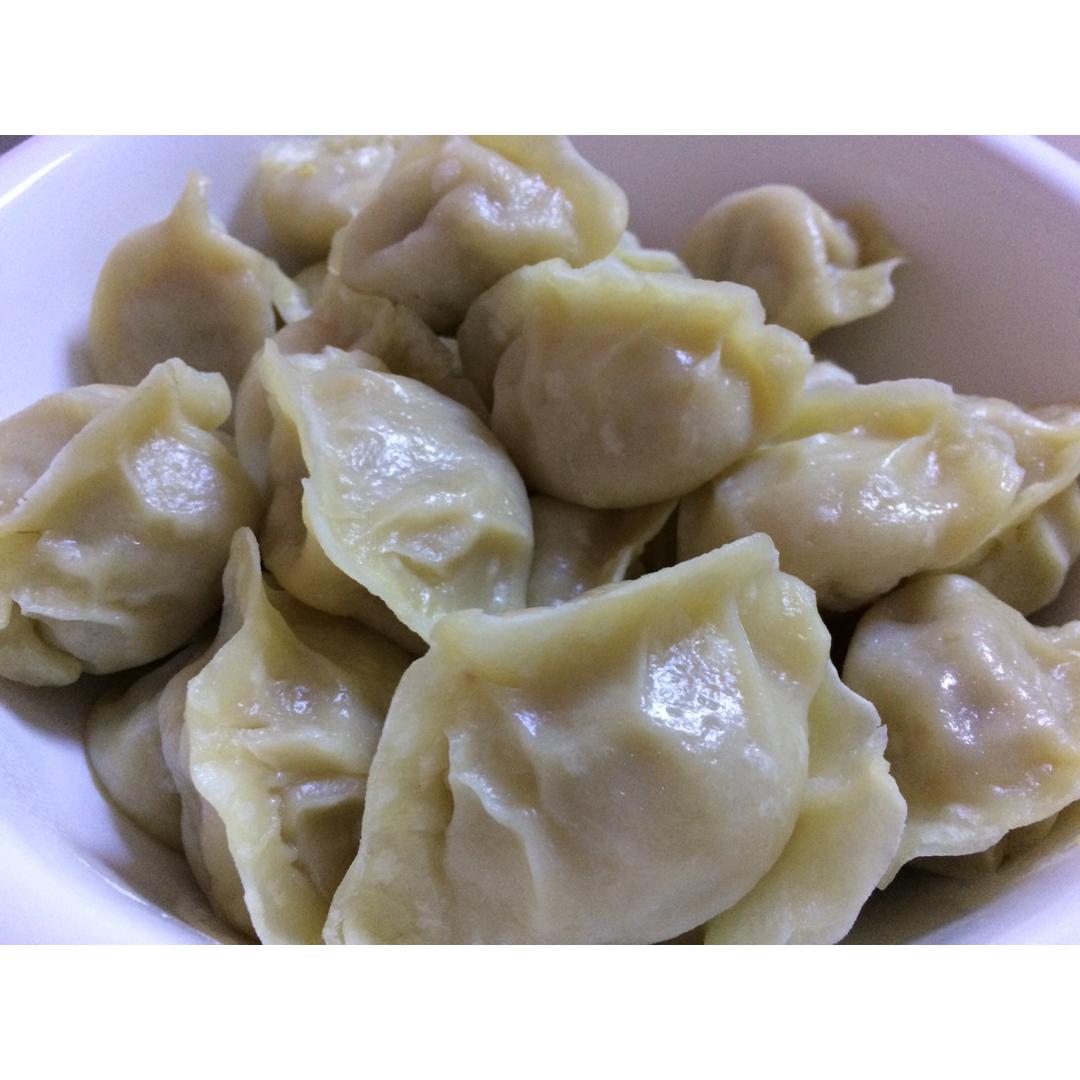 meredithlixue做的东北酸菜蒸饺