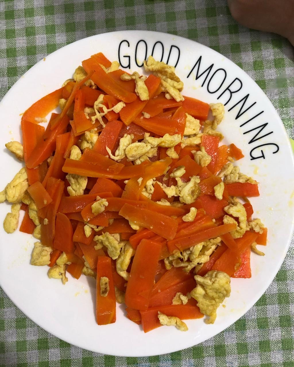 胡萝卜炒鸡蛋