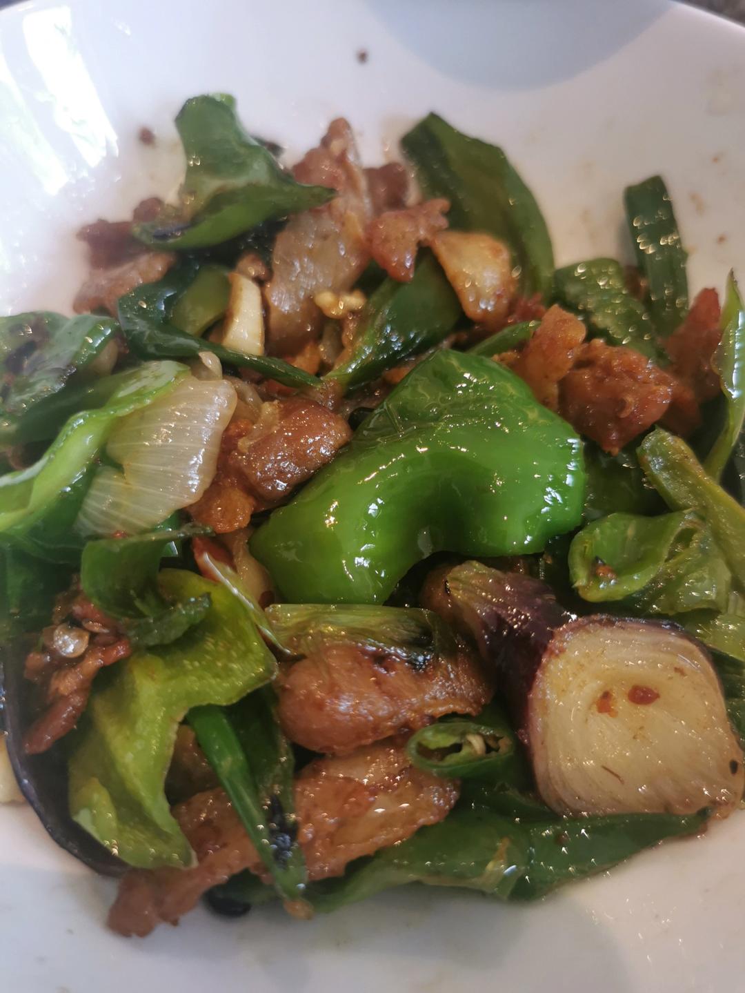 厨师长教你：“自贡小炒肉”的正宗做法，农家味十足