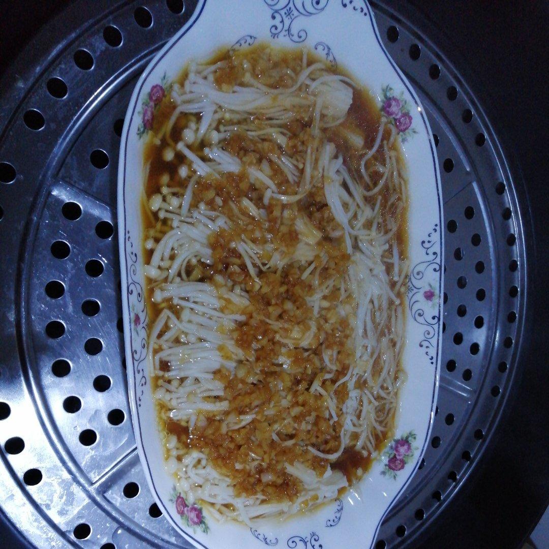 蒜蓉金针菇，简单快手的下饭神菜