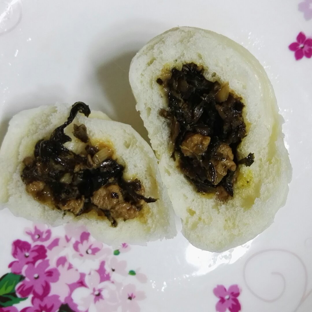 梅干菜肉包