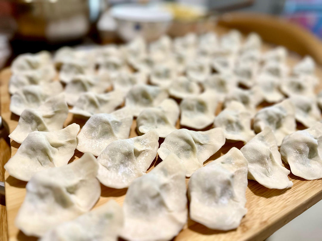 白菜鸡蛋馅饺子🥟的做法 步骤7