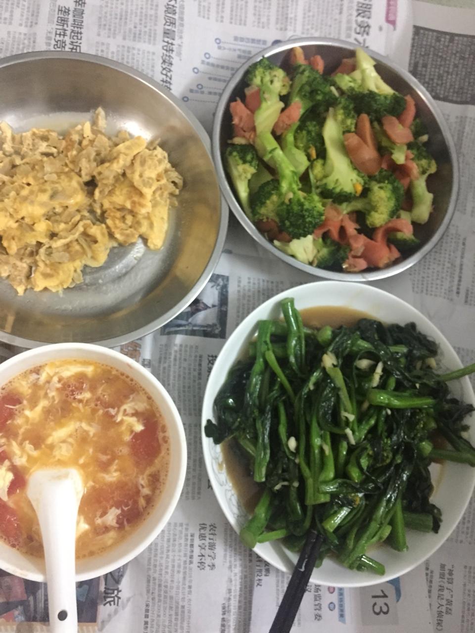 蒜香西兰花炒脆皮肠