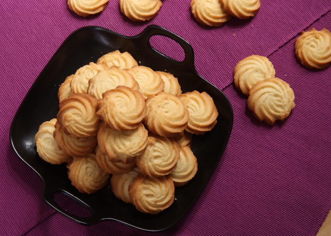 杏仁曲奇的做法