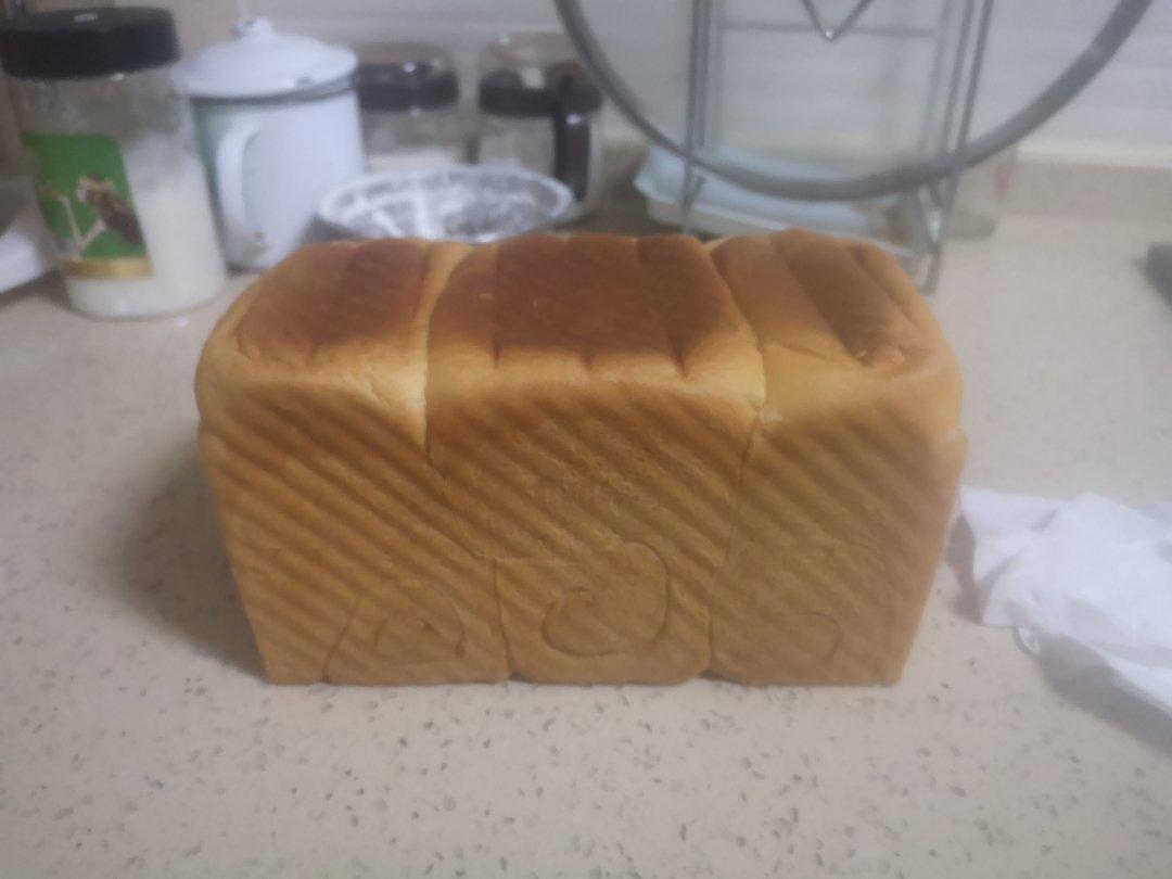 一次发酵❗️手撕吐司面包，柔软拉丝～