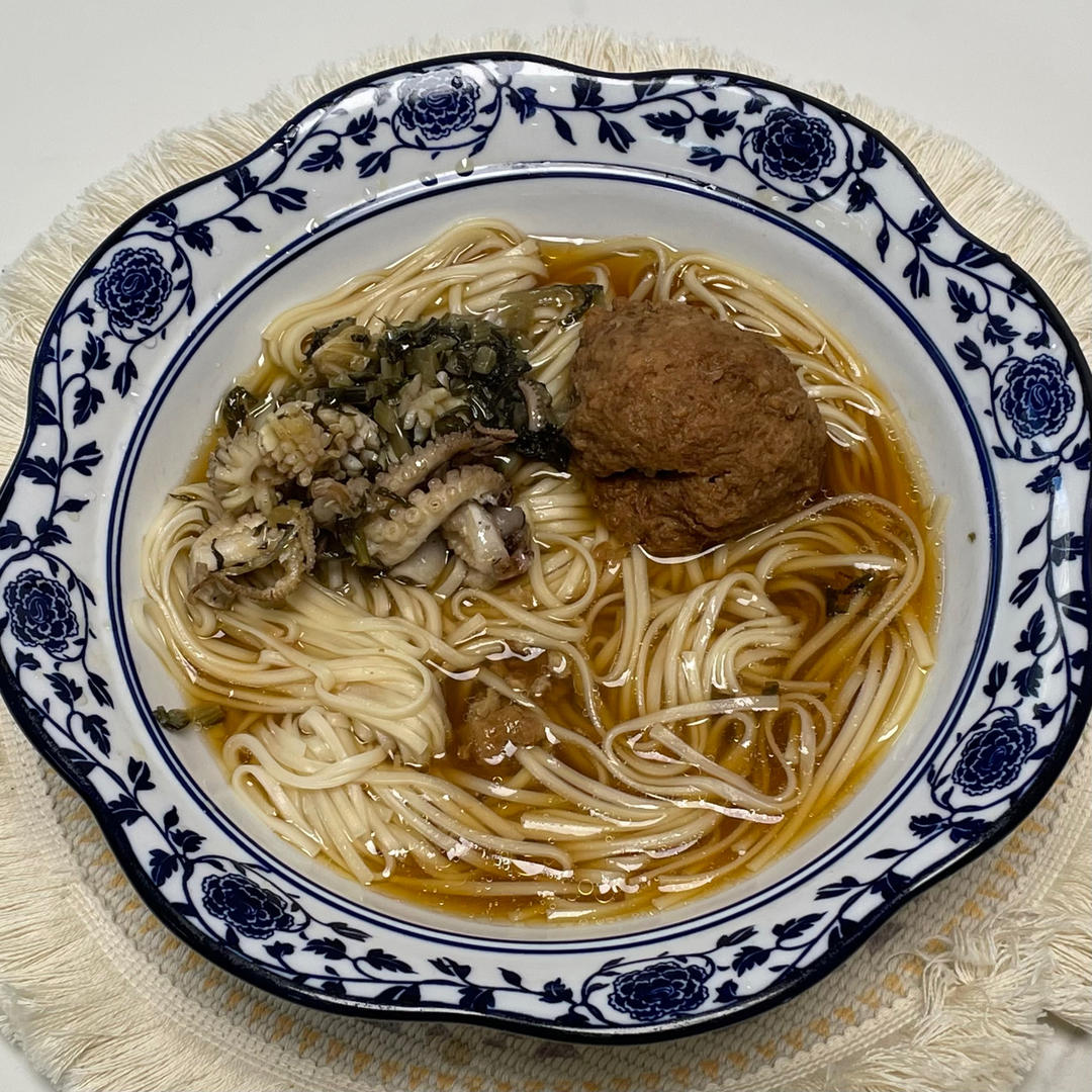 超简单的红汤面