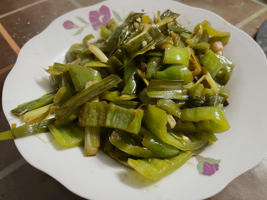 超下饭的快手炒青椒