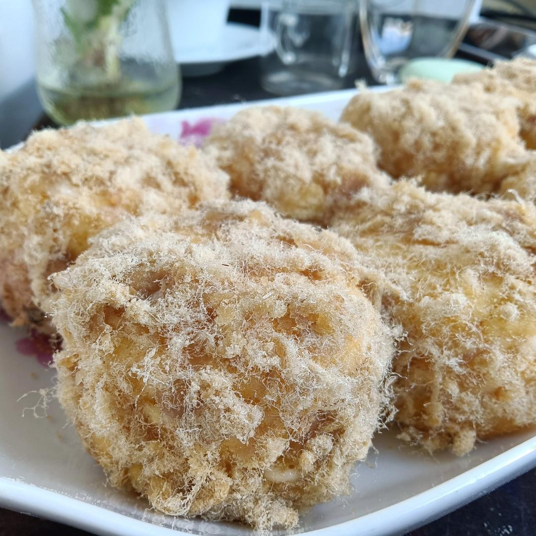 美味海苔肉松小贝