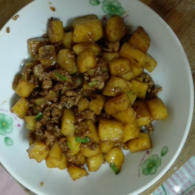 土豆肉末