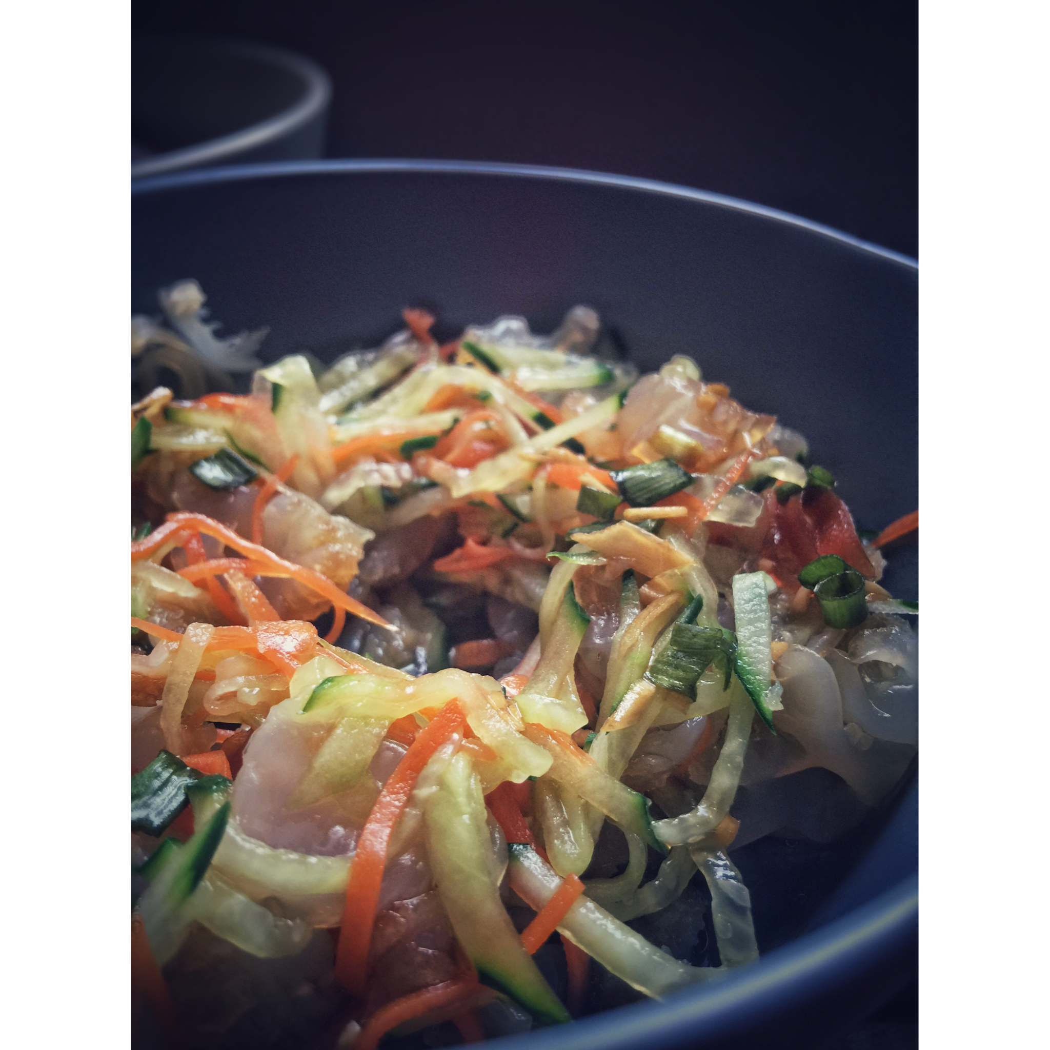 凉拌海蜇黄瓜丝