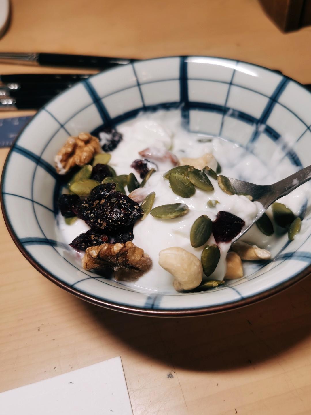 养胃山药燕麦粥【5-6月北鼎蒸炖锅食谱】