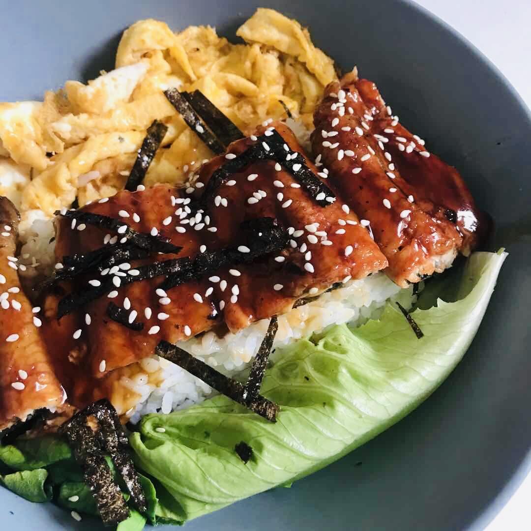 蒲烧鳗鱼饭