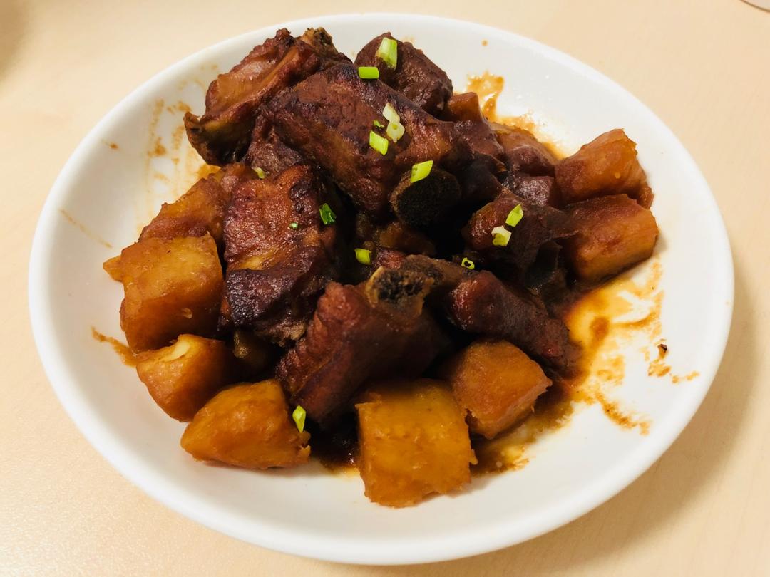 红烧排骨土豆