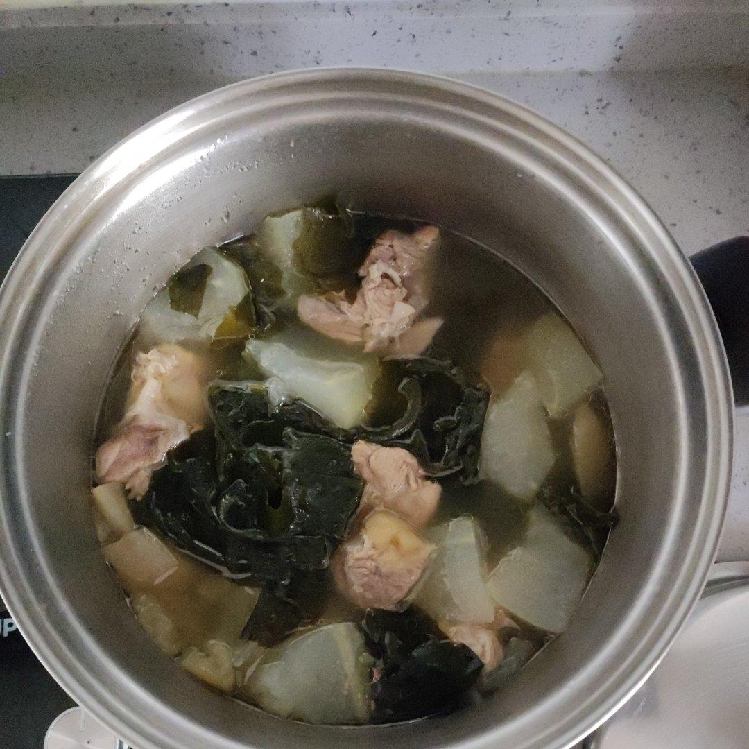 冬瓜苹果筒骨汤