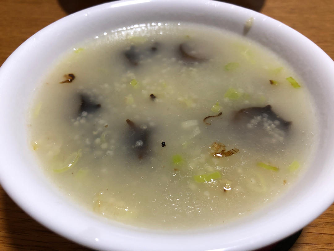 营养师推荐：海参小米粥