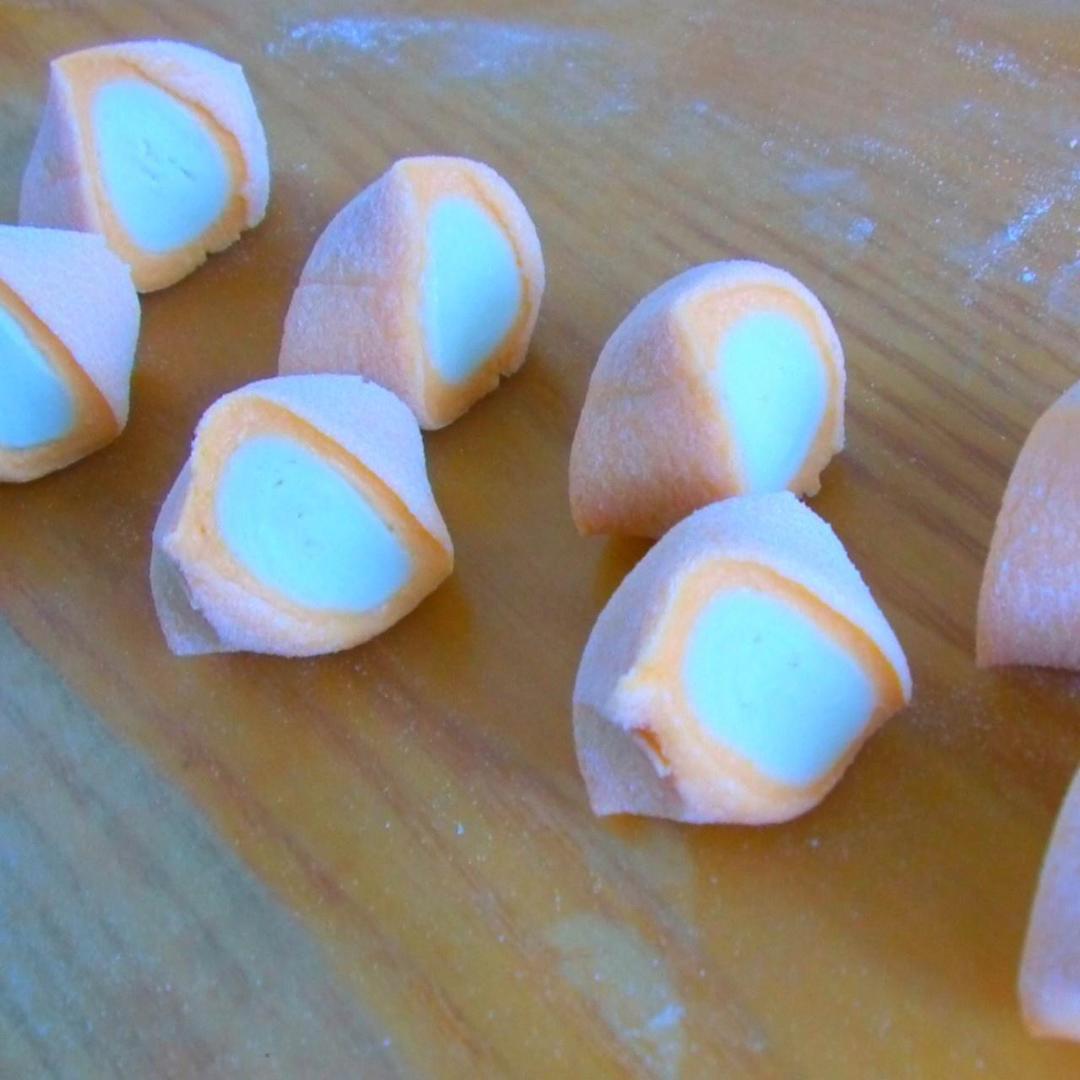 天然蔬菜汁彩边水饺的做法 步骤5