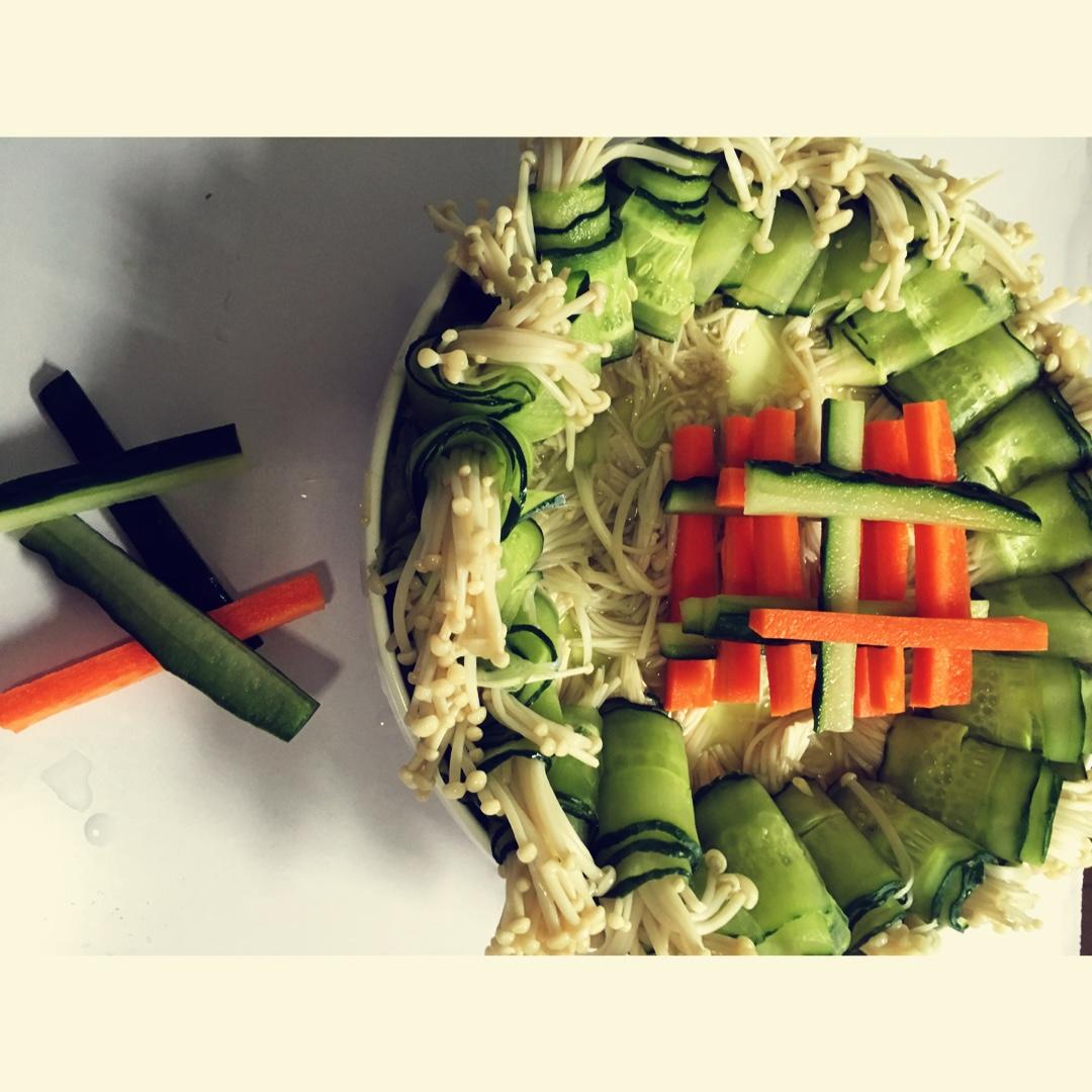 凉拌金针菇