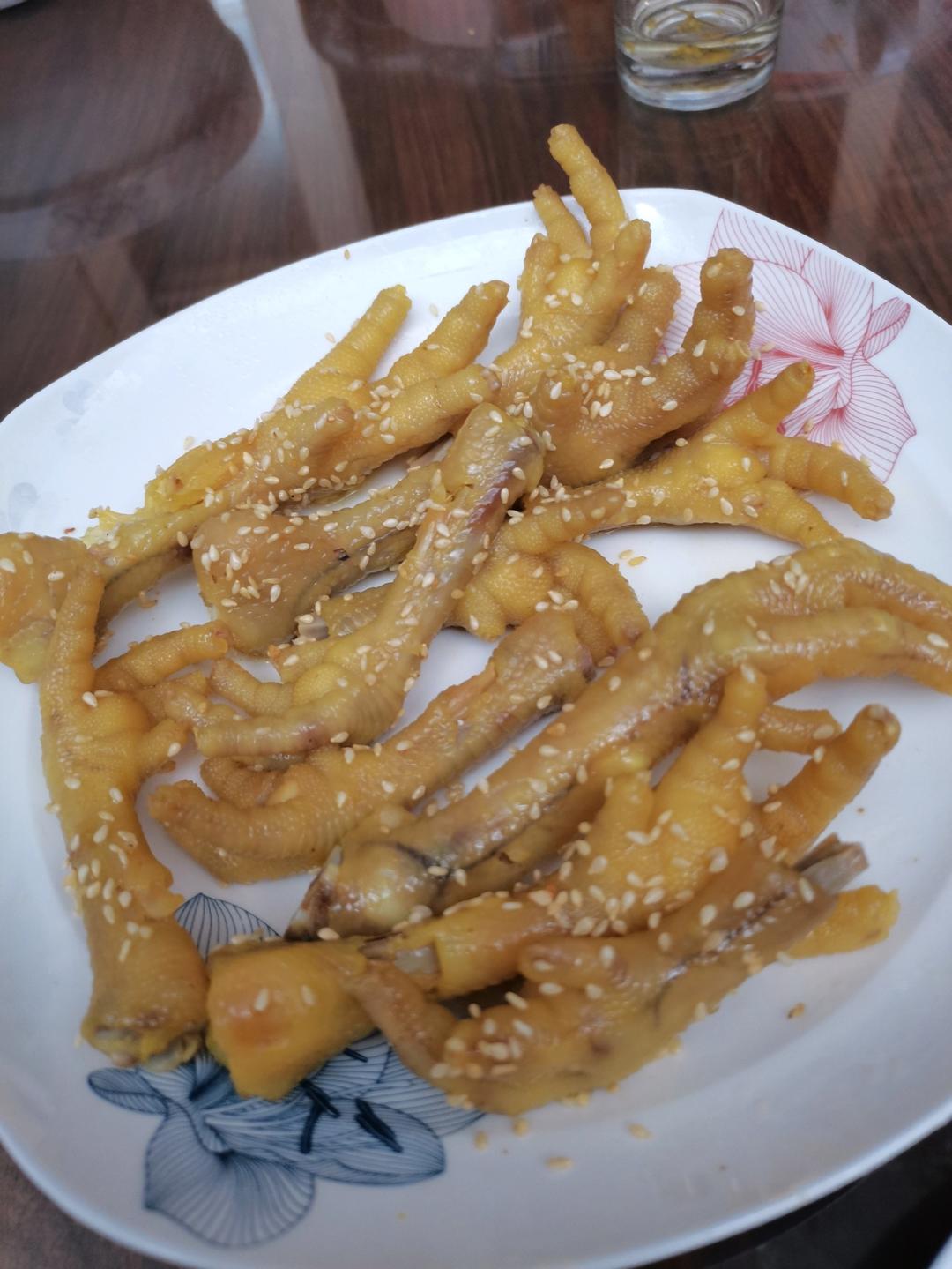 盐焗鸡爪