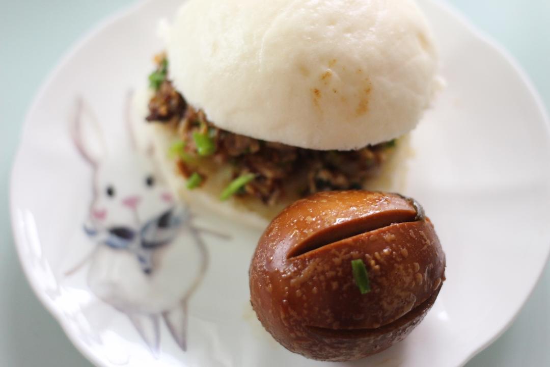 其实也不是很难的红烧肉烧蛋