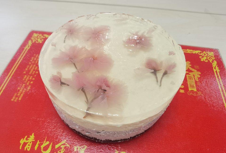 樱花渐变慕斯蛋糕（6寸）