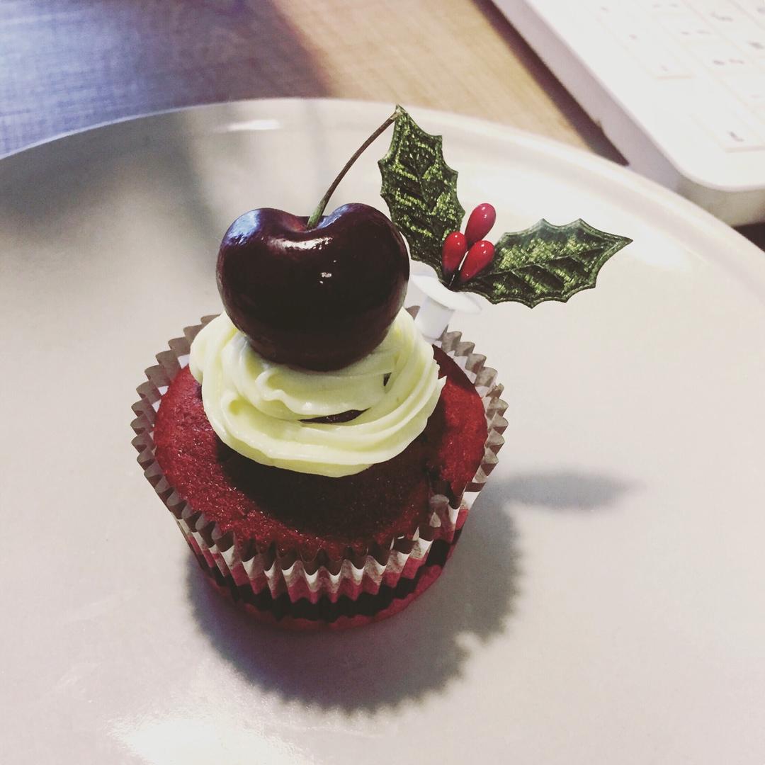 传统红丝绒杯子蛋糕（极软无泡打粉）Red velvet cupcake
