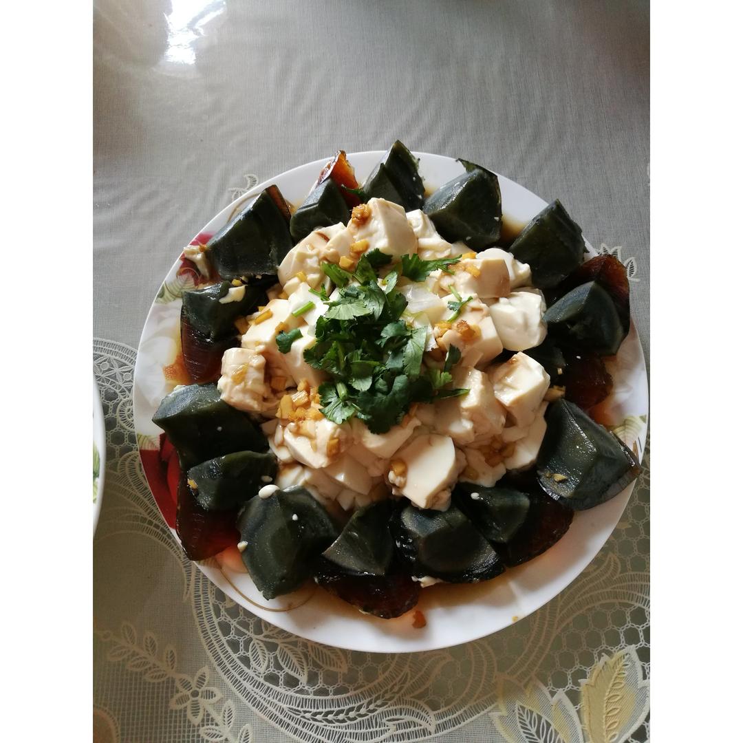 皮蛋豆腐