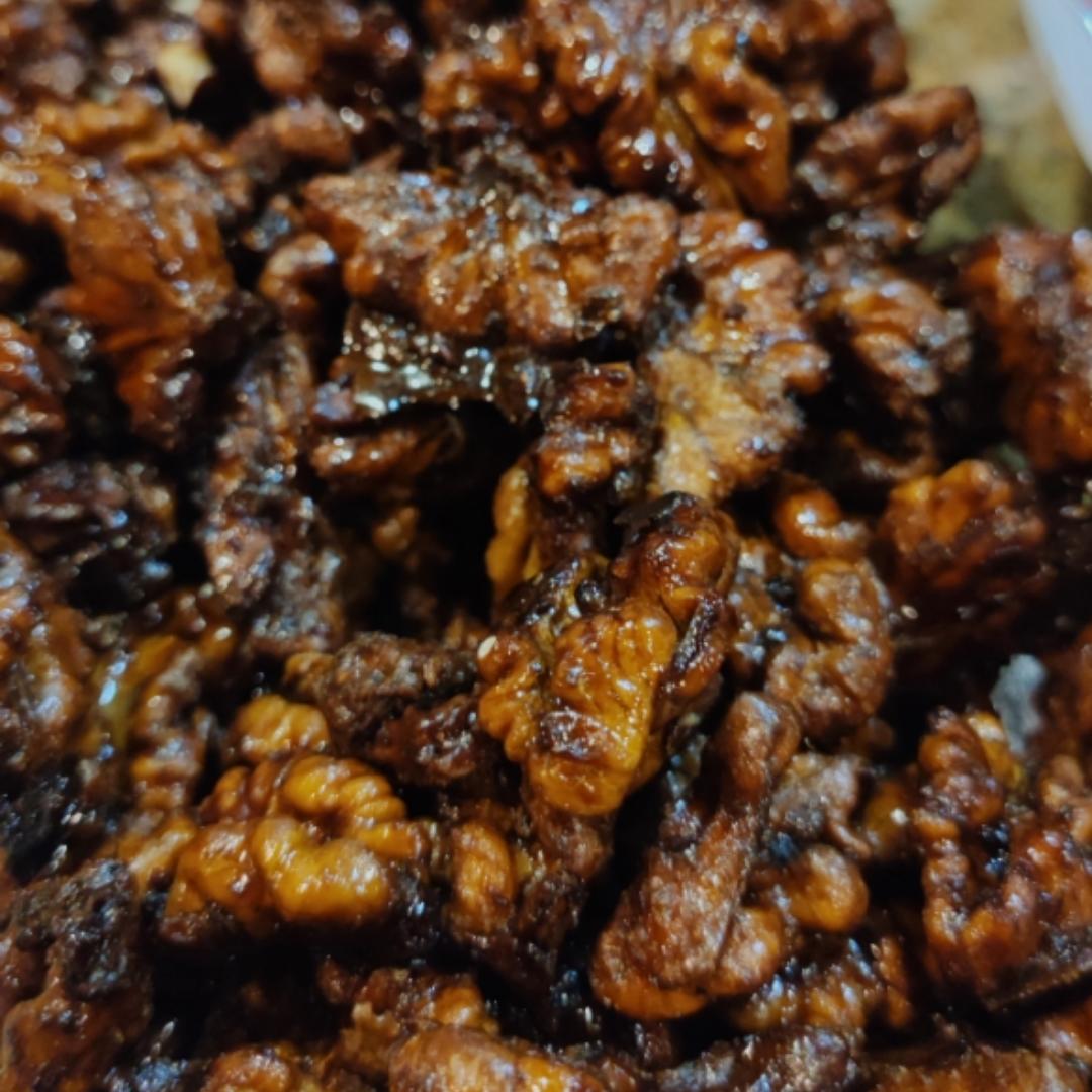 不用油炸就可以做出好吃的琥珀核桃仁