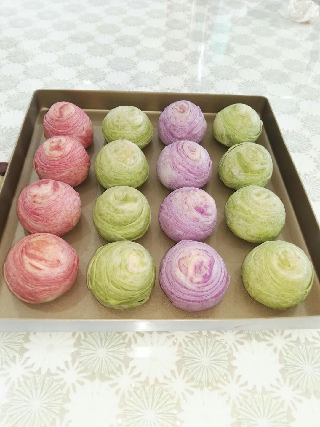 蛋黄酥~紫薯、抹茶、原味~花好月圆，中秋快乐~内附一次做六色蛋黄酥方法~