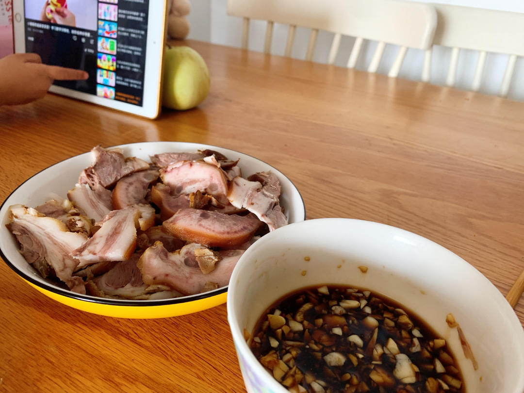 卤猪头肉