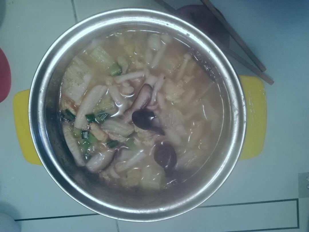 厨师长教你：“香菇白菜汤”的家常做法，简单易学营养美味