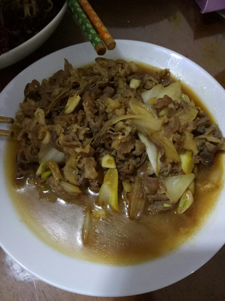 葱爆羊(牛)肉