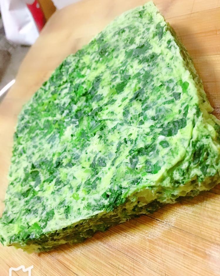 蘸汁菠菜鸡蛋糕——春季养生多吃菠菜