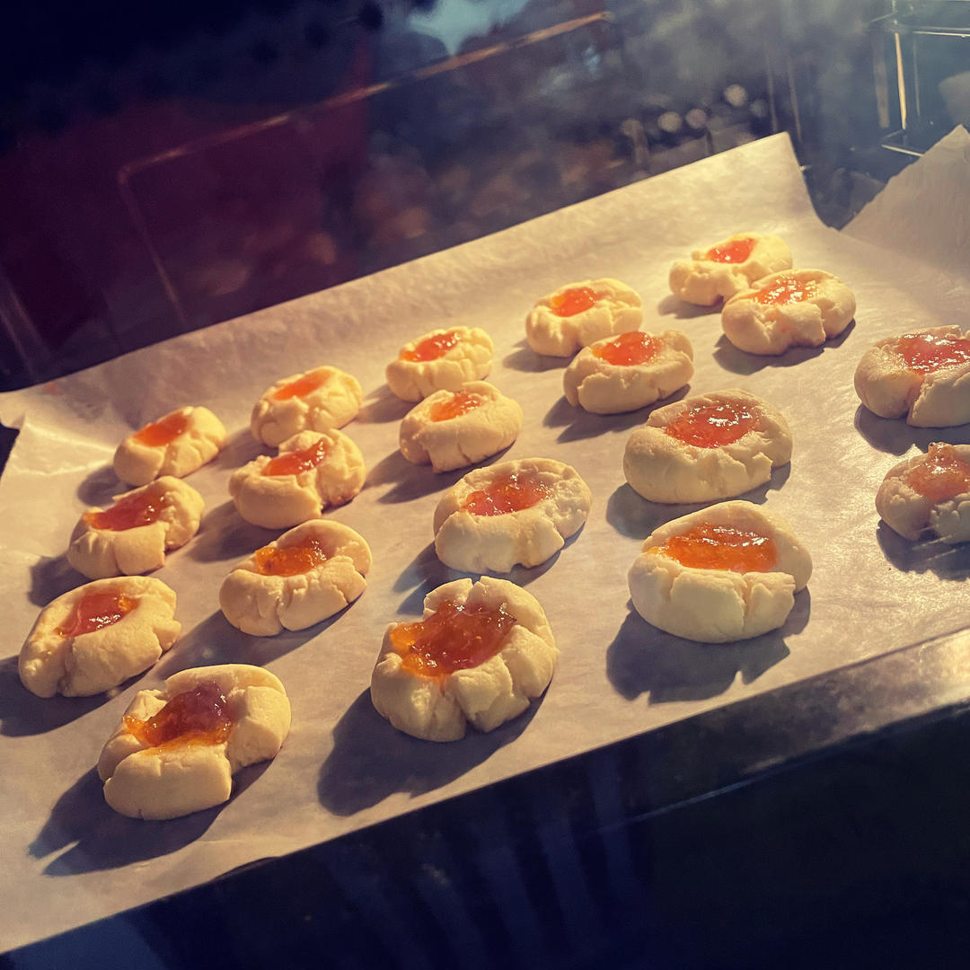 特浓奶香果酱酥饼