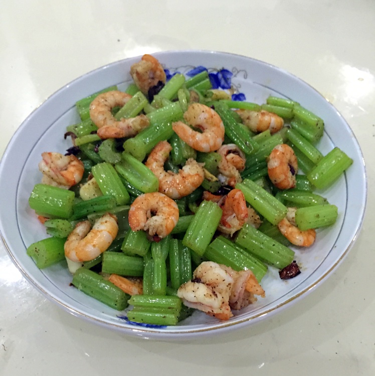 西芹炒虾仁