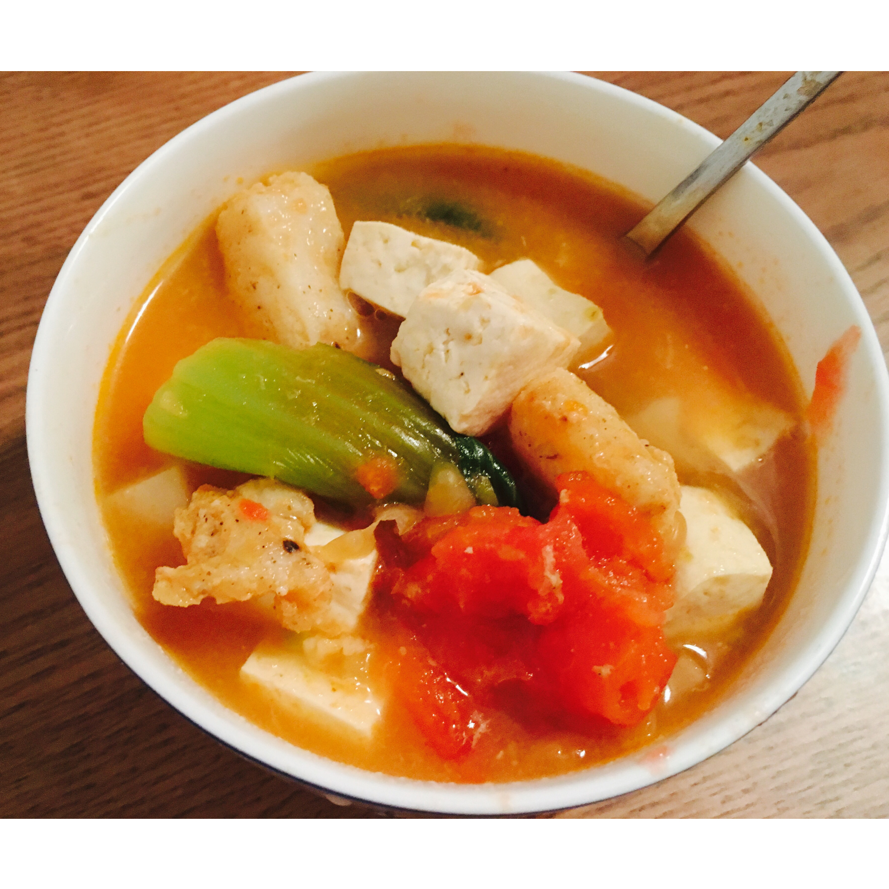 番茄龙利鱼豆腐汤