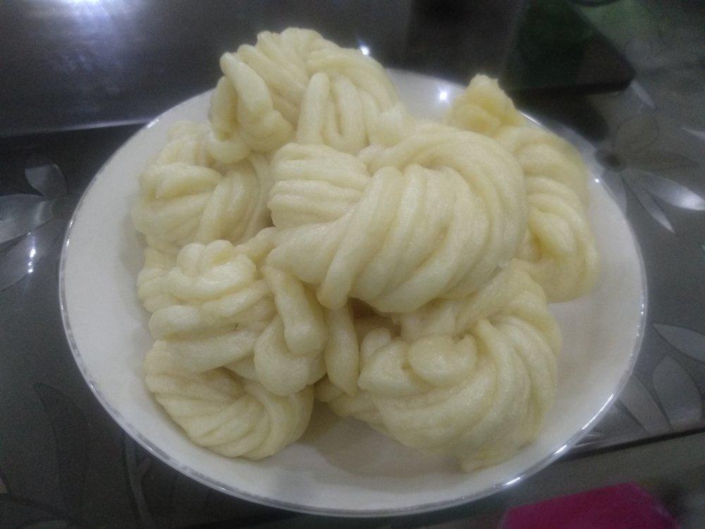 元银做的甜的银丝卷小时候最爱吃的早餐