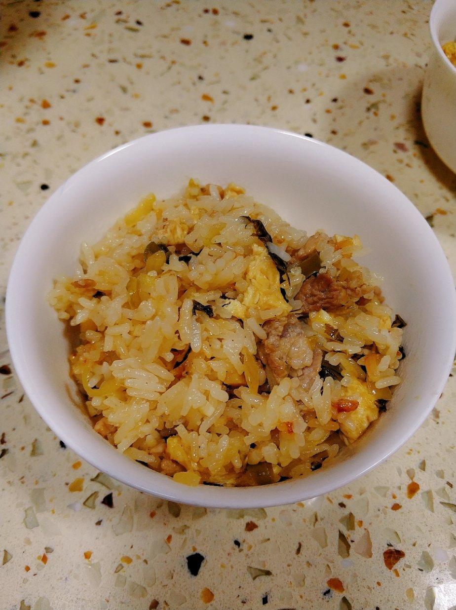 客家酸菜饭-简单快手的电饭锅焖饭