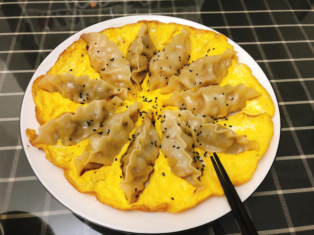 十分钟快手菜抱蛋煎饺（速冻饺子）