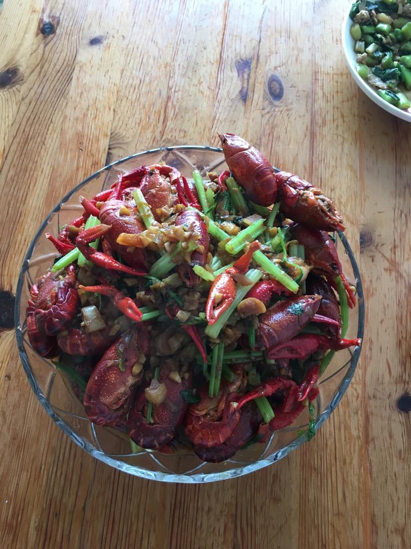 蒜蓉十三香虾尾