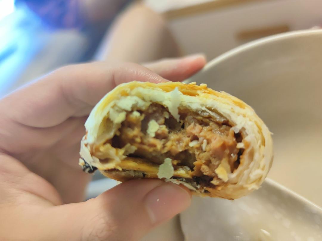 酥皮鲜肉月饼～酥的掉渣