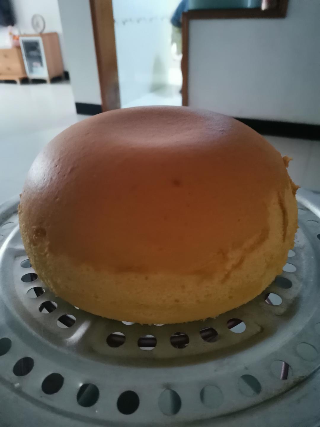 不用电子称只需要普通电饭锅做的电饭锅蛋糕