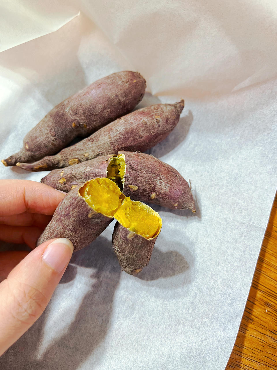 空气炸锅烤红薯(超级简单)