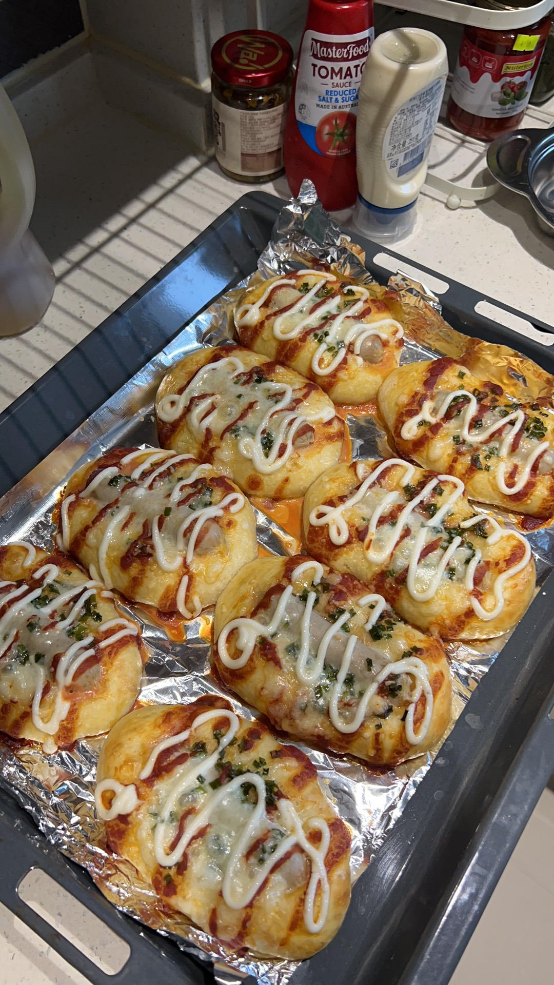 一个面团撑起一家店的台式面包—香肠面包