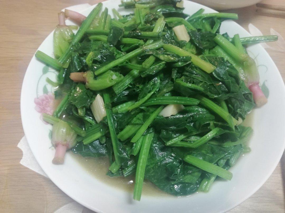 清炒菠菜