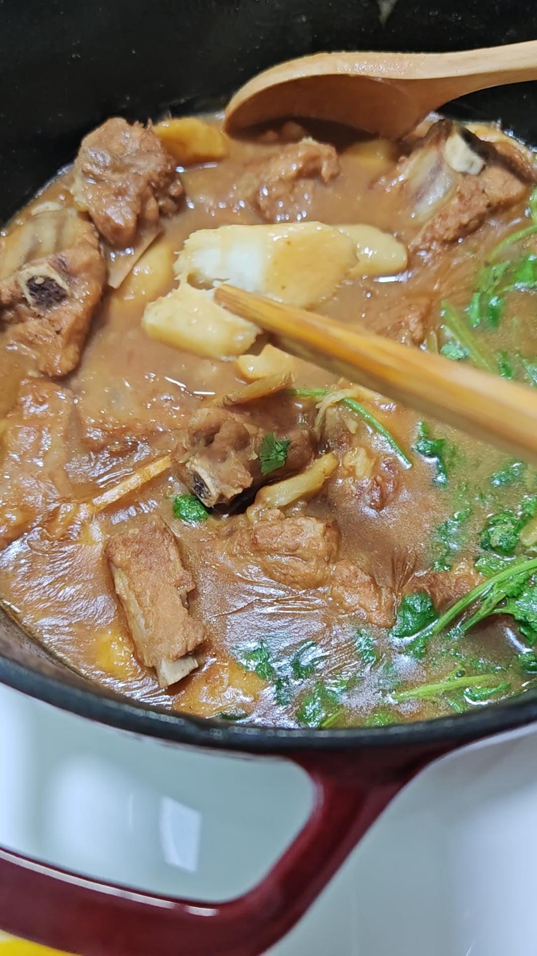 沙茶山药炖排骨