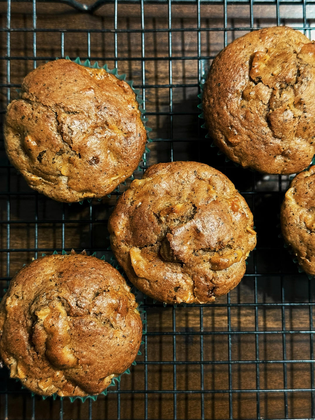 冬日氛围感甜品-伯爵茶苹果酸奶杯子蛋糕
