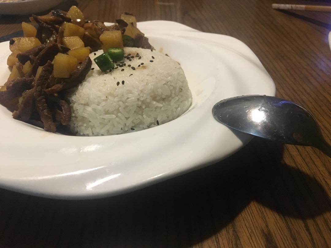 土豆烧肉