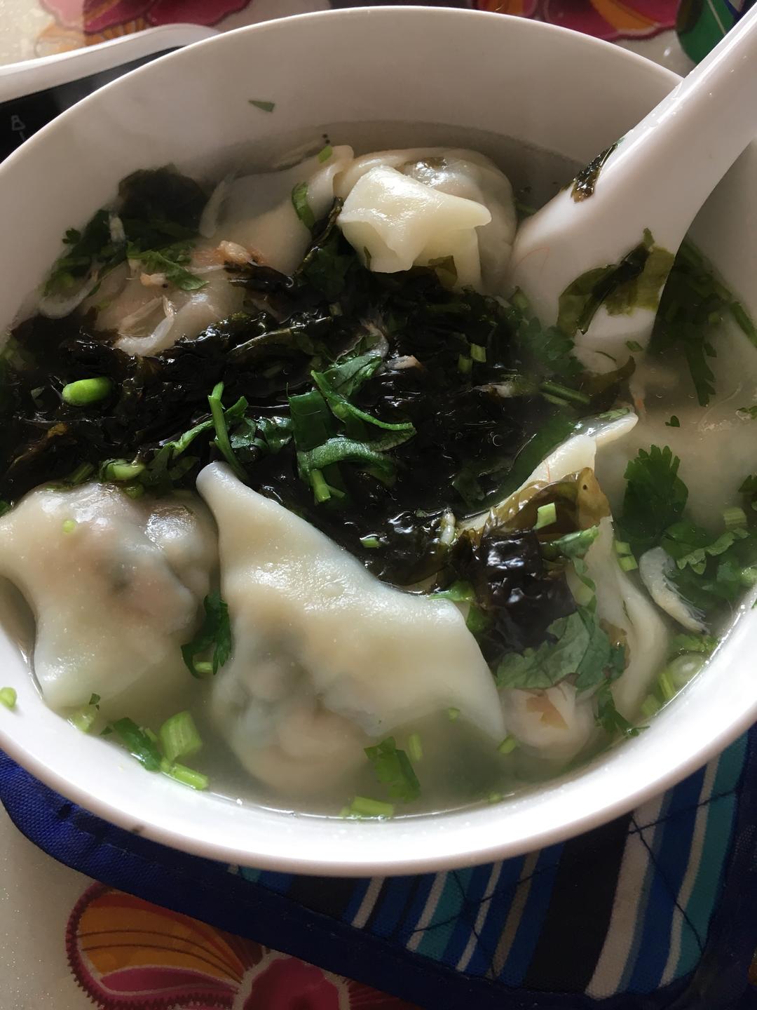 小白菜猪肉馄饨的做法